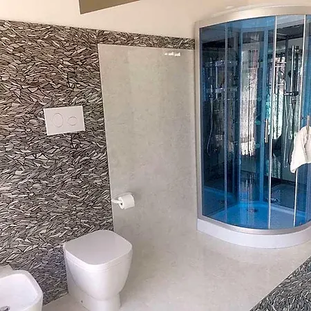 Atlantis Hotel